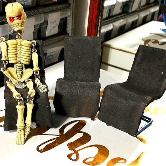 1:12 scale black dollhouse chairs- set of three (3) - Picture 2 of 3